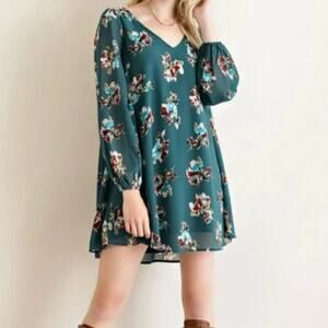 Red Dress Boutique Vesper Green Floral‎ Poof Sleeve Dress